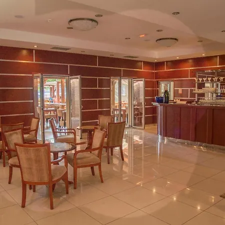 Smokva Pag Hotel Pag Town